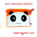 Panda en peluche pour sac iPad